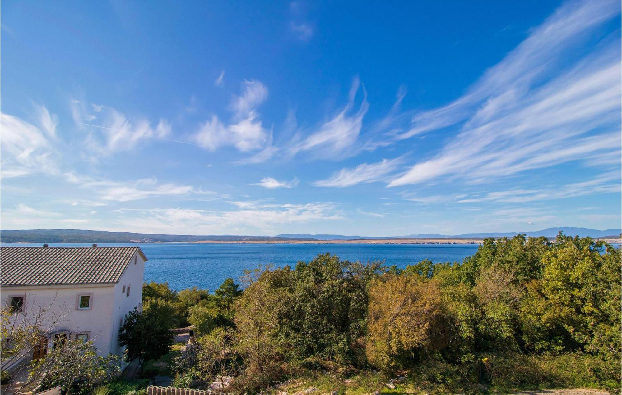 Stunning Apartment In Dramalj With House Sea View Dış mekan fotoğraf